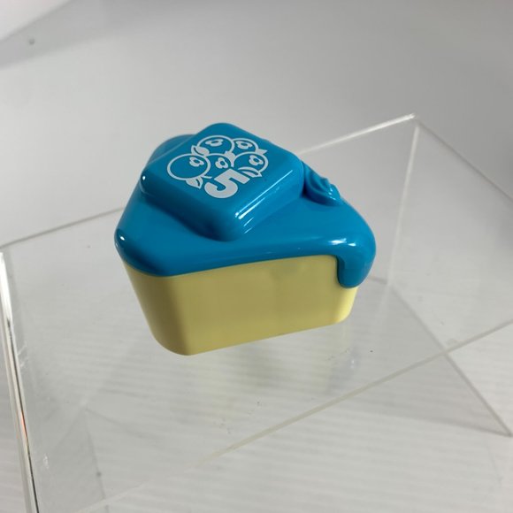 Leap Frog Tea Party Replacement Blueberry Cake Slice 5 Blue Triangle Square Toy - Picture 2 of 5